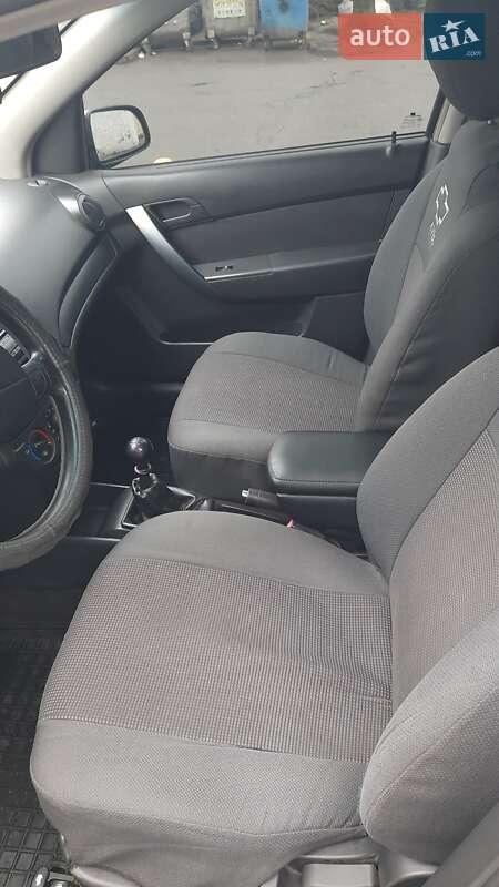 Седан Chevrolet Aveo 2008 в Вінниці