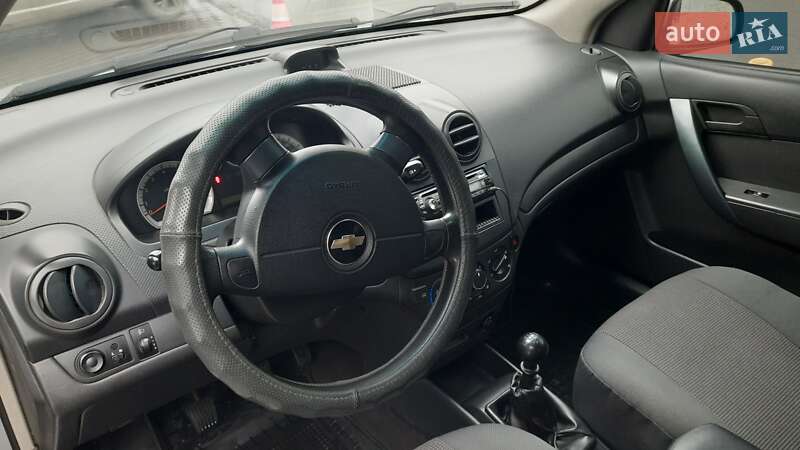 Седан Chevrolet Aveo 2008 в Вінниці