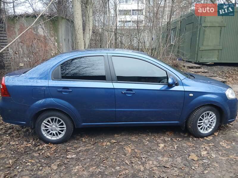 Седан Chevrolet Aveo 2008 в Запоріжжі