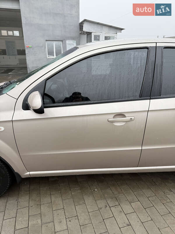 Седан Chevrolet Aveo 2008 в Харькове фото 11 Седан Chevrolet Aveo 2008 в Харькове
