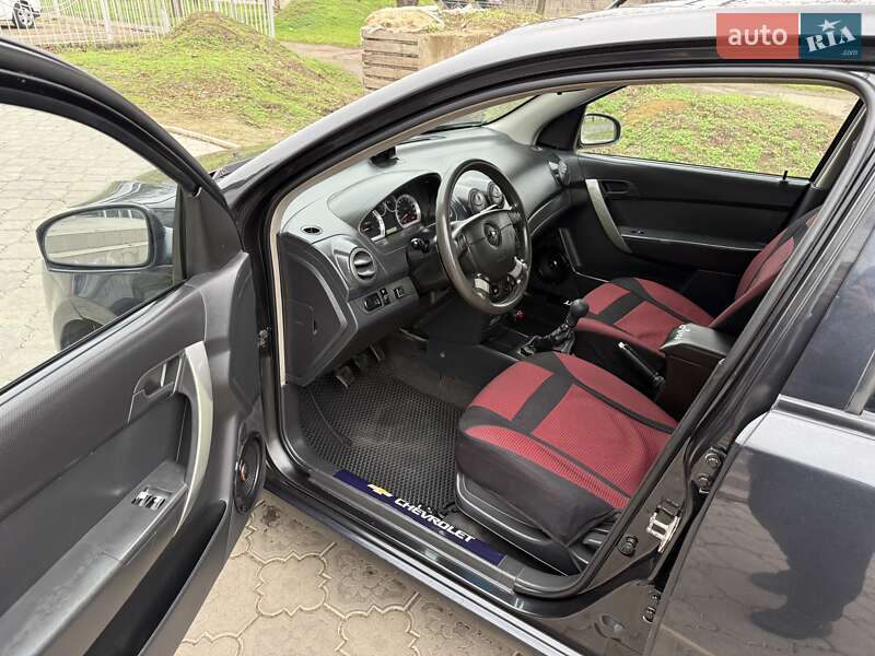 Хэтчбек Chevrolet Aveo 2008 в Николаеве