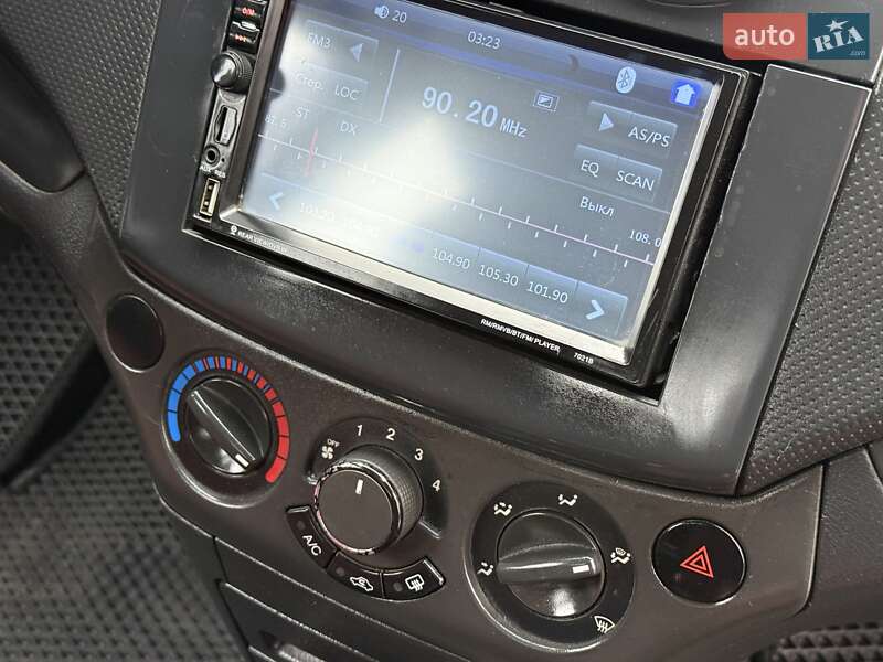 Хэтчбек Chevrolet Aveo 2008 в Николаеве