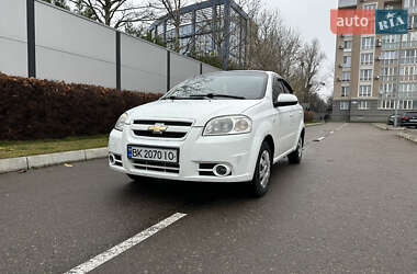 Седан Chevrolet Aveo 2008 в Умані