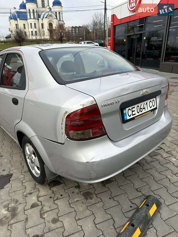 Седан Chevrolet Aveo 2006 в Чернівцях