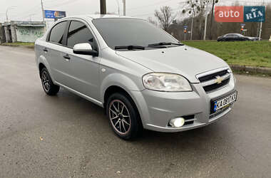Седан Chevrolet Aveo 2010 в Киеве