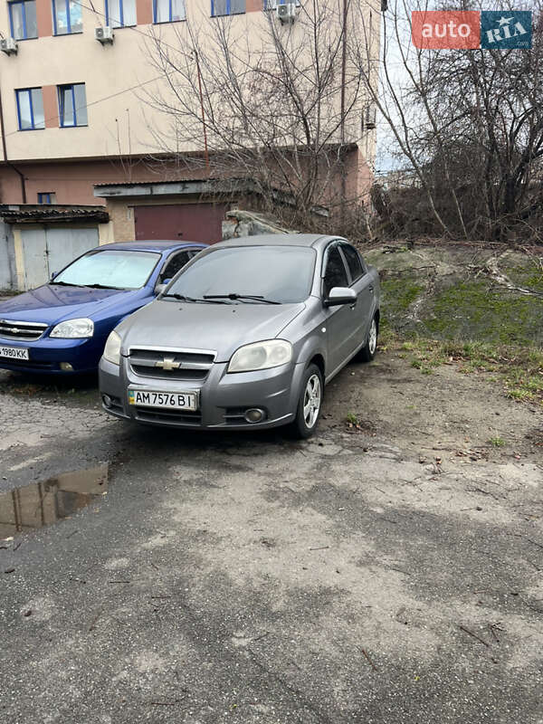 Седан Chevrolet Aveo 2007 в Виннице