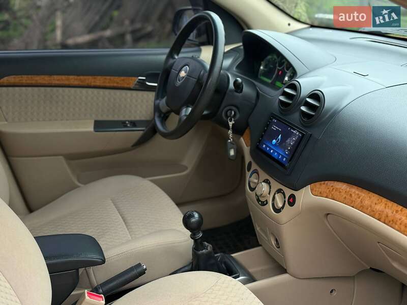 Седан Chevrolet Aveo 2007 в Николаеве фото 10 Седан Chevrolet Aveo 2007 в Николаеве