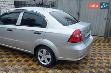 Седан Chevrolet Aveo 2007 в Харькове