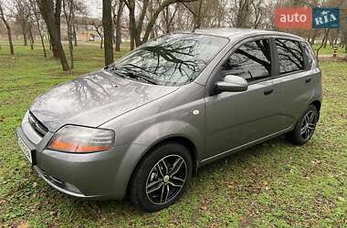 Хэтчбек Chevrolet Aveo 2008 в Никополе