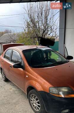 Седан Chevrolet Aveo 2005 в Днепре