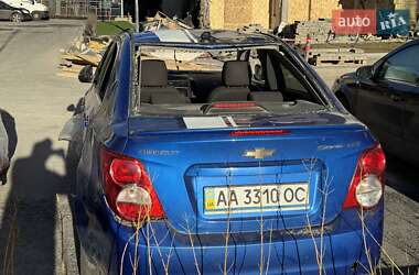 Седан Chevrolet Aveo 2013 в Києві