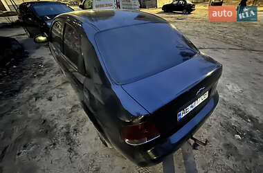 Седан Chevrolet Aveo 2004 в Днепре