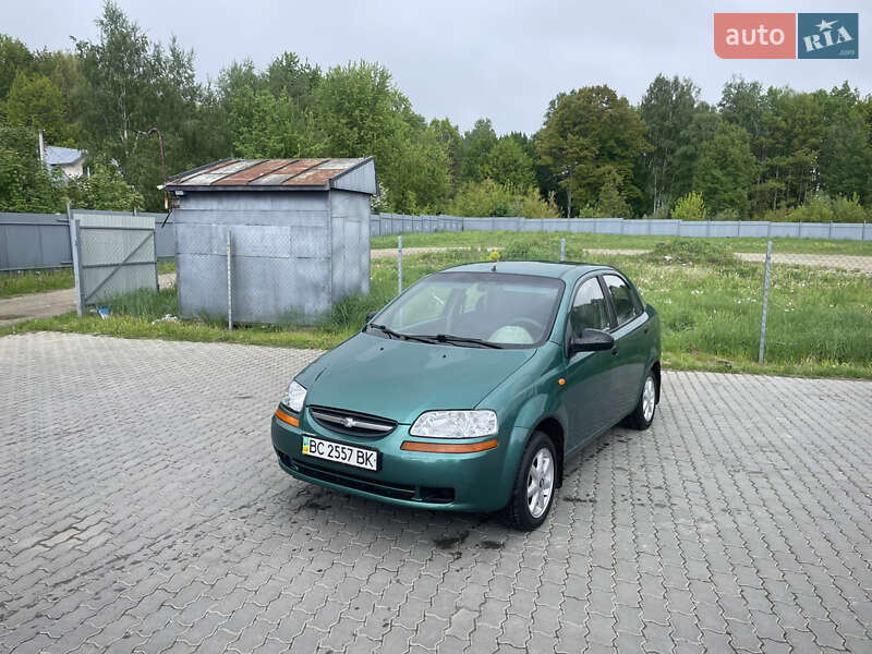 Chevrolet Aveo 2004