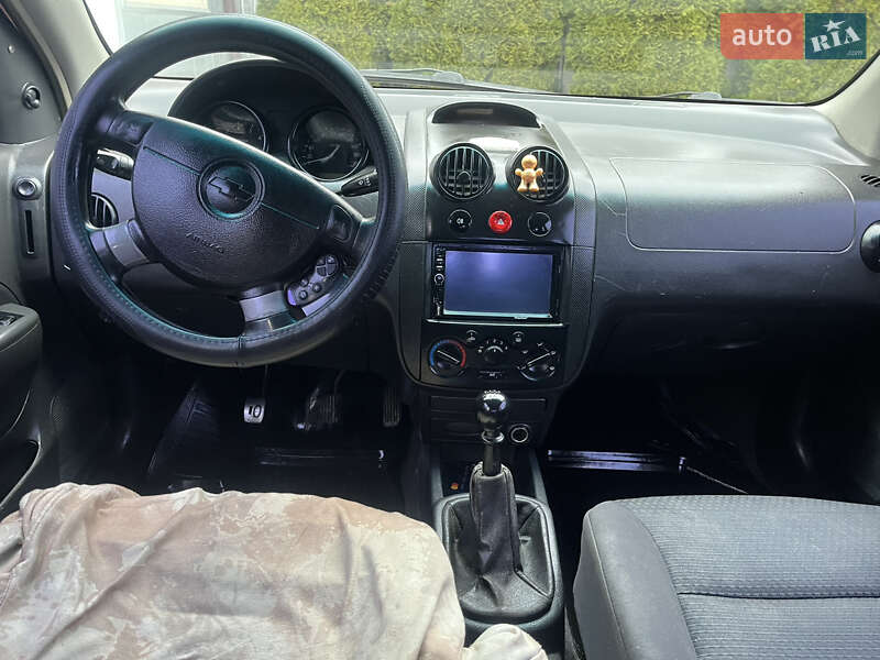 Седан Chevrolet Aveo 2005 в Кам'янець-Подільському