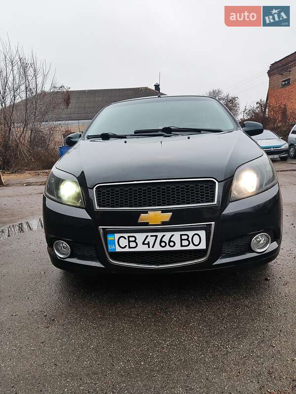 Хэтчбек Chevrolet Aveo 2010 в Козельце