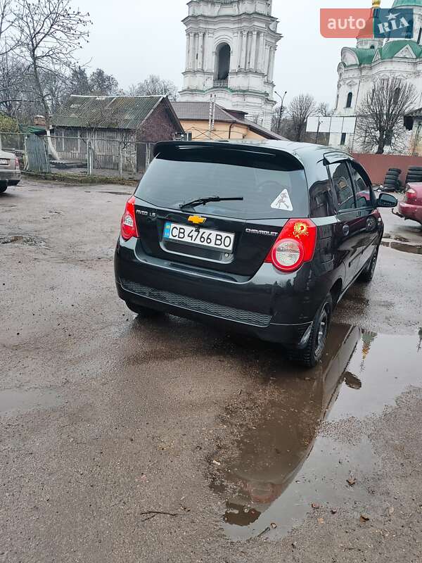 Хэтчбек Chevrolet Aveo 2010 в Козельце