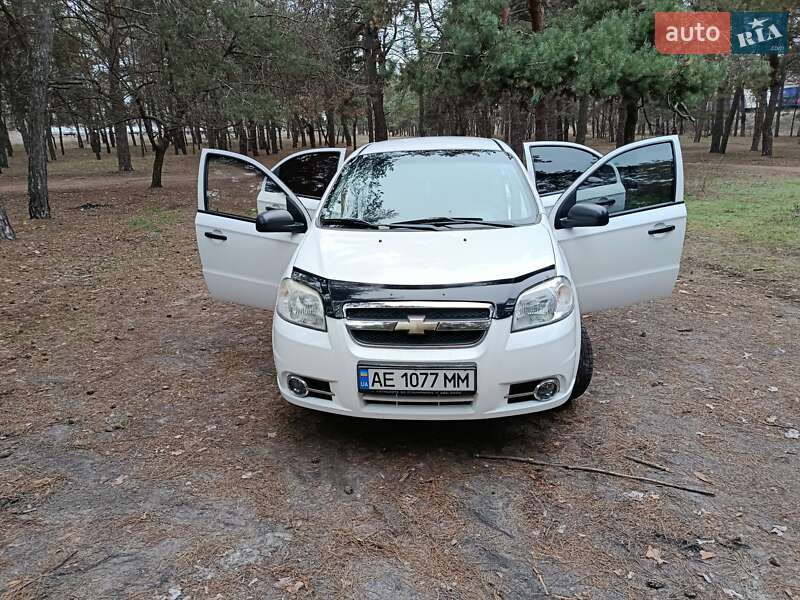 Седан Chevrolet Aveo 2007 в Дніпрі