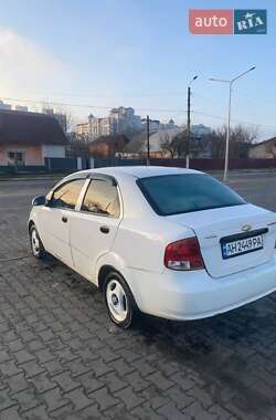Седан Chevrolet Aveo 2006 в Ірпені