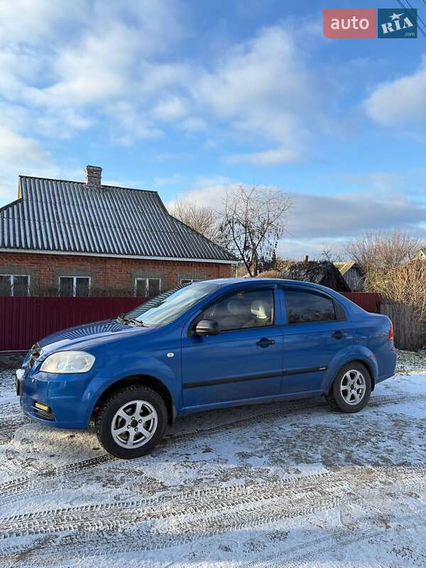 Седан Chevrolet Aveo 2007 в Охтирці