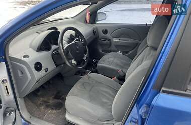 Седан Chevrolet Aveo 2005 в Кам'янському