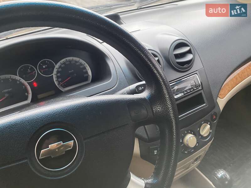 Седан Chevrolet Aveo 2008 в Кропивницком