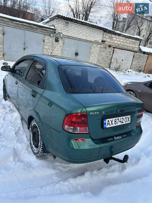 Chevrolet Aveo 2004