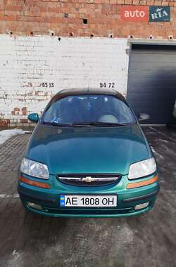 Седан Chevrolet Aveo 2004 в Чернівцях