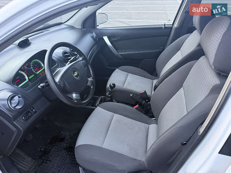 Хэтчбек Chevrolet Aveo 2008 в Одессе фото 17 Хэтчбек Chevrolet Aveo 2008 в Одессе