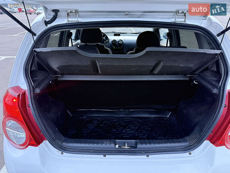 Хэтчбек Chevrolet Aveo 2008 в Одессе фото 21 Хэтчбек Chevrolet Aveo 2008 в Одессе