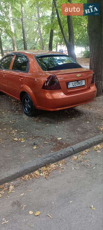 Седан Chevrolet Aveo 2006 в Днепре