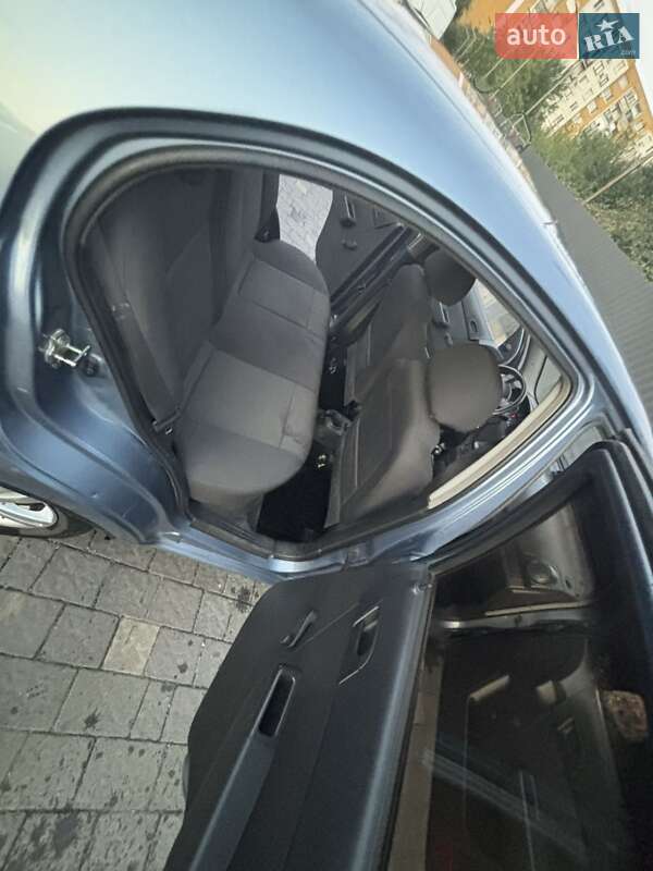 Седан Chevrolet Aveo 2007 в Ужгороді