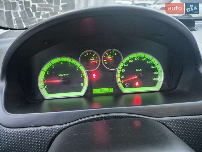 Хетчбек Chevrolet Aveo 2008 в Києві фото 5 Хетчбек Chevrolet Aveo 2008 в Києві