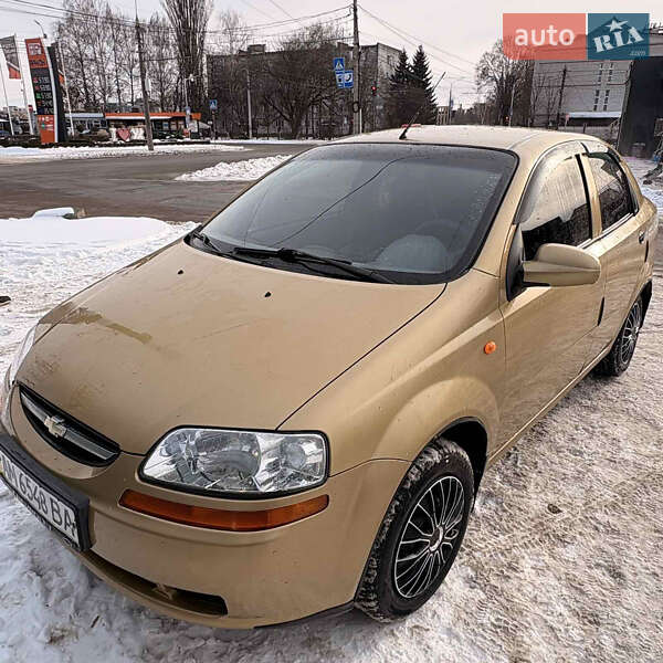 Седан Chevrolet Aveo 2004 в Житомирі