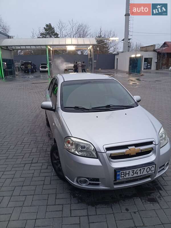 Седан Chevrolet Aveo 2007 в Николаеве
