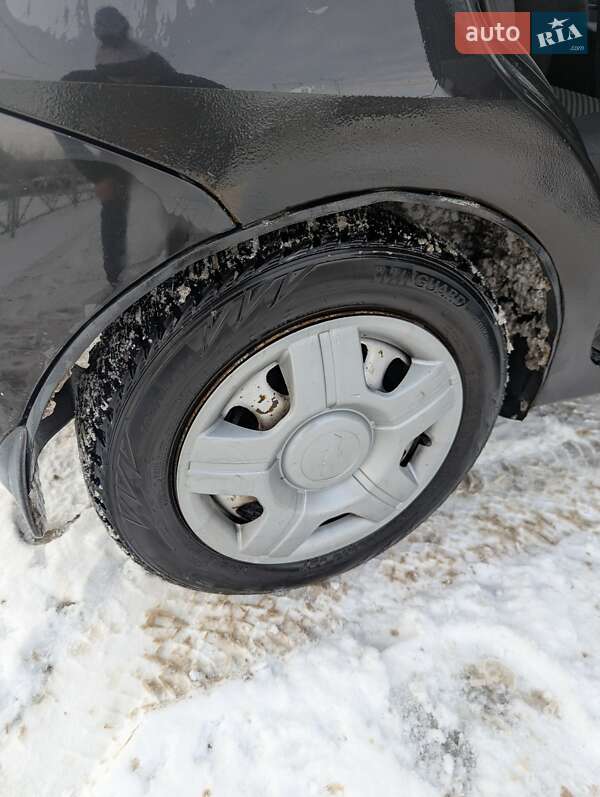 Хэтчбек Chevrolet Aveo 2004 в Кропивницком фото 5 Хэтчбек Chevrolet Aveo 2004 в Кропивницком