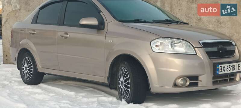 Седан Chevrolet Aveo 2008 в Шепетовке