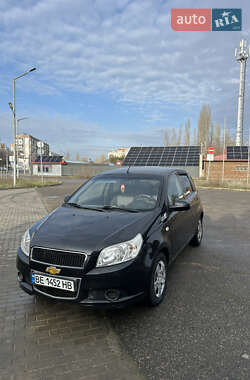 Хэтчбек Chevrolet Aveo 2009 в Николаеве