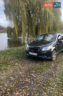 Хэтчбек Chevrolet Aveo 2011 в Полтаве