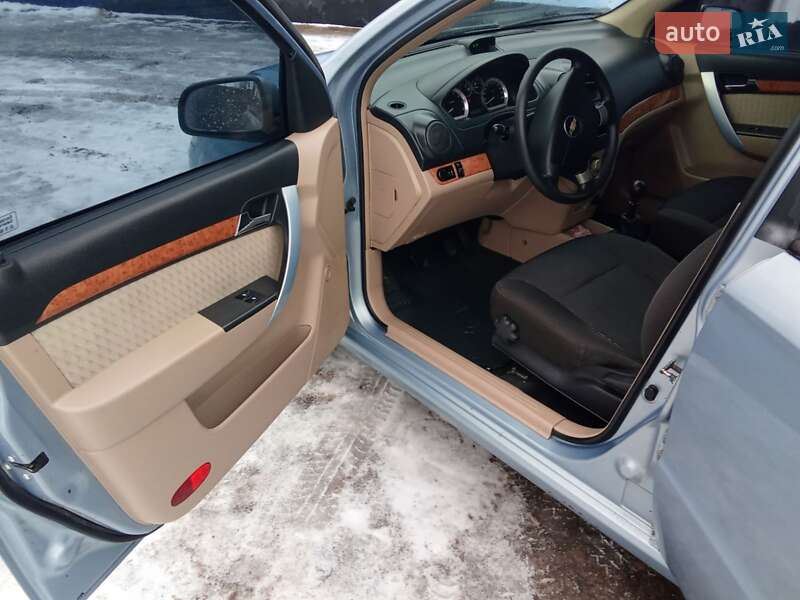 Седан Chevrolet Aveo 2008 в Кам'янець-Подільському
