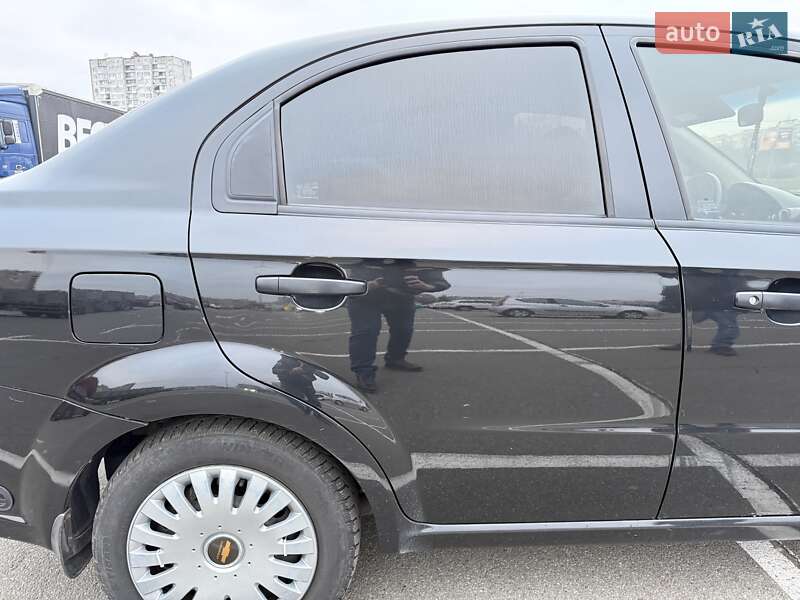 Седан Chevrolet Aveo 2007 в Киеве фото 57 Седан Chevrolet Aveo 2007 в Киеве