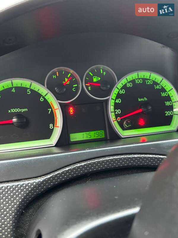 Седан Chevrolet Aveo 2008 в Иршаве