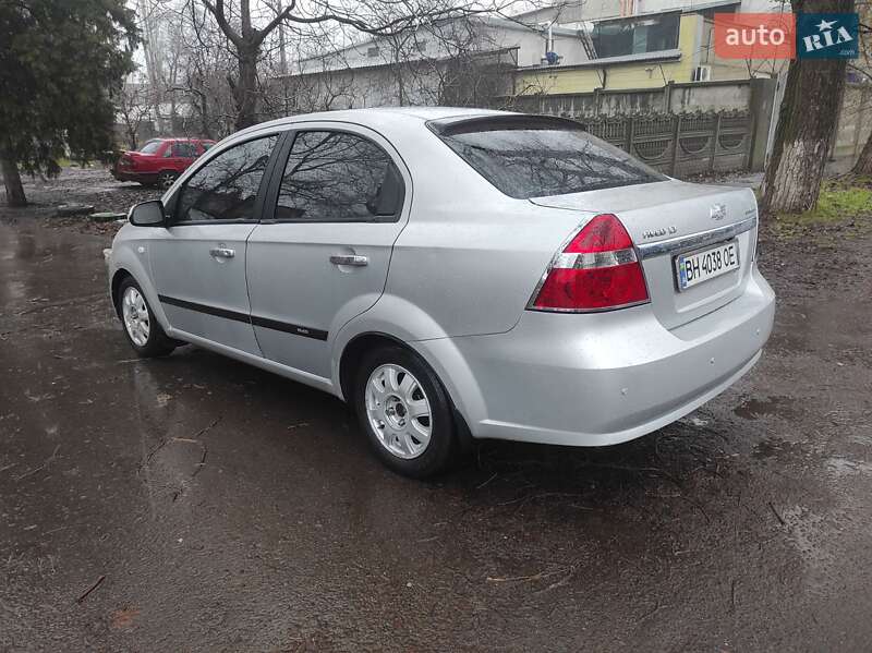Седан Chevrolet Aveo 2007 в Одессе