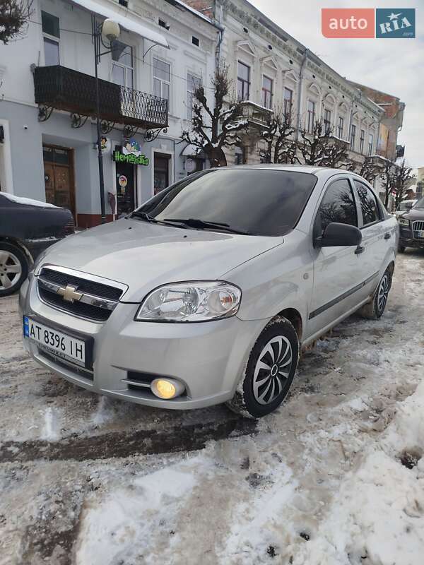 Седан Chevrolet Aveo 2008 в Коломые