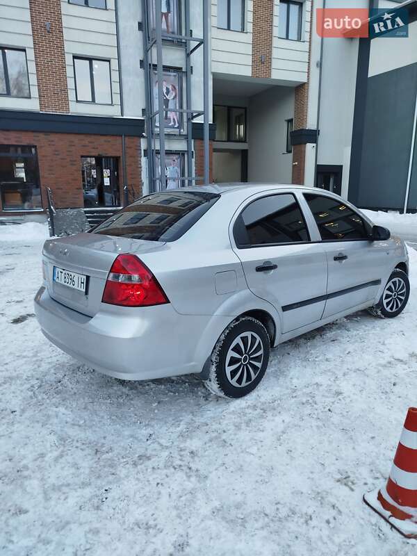 Седан Chevrolet Aveo 2008 в Коломые