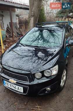Седан Chevrolet Aveo 2012 в Днепре
