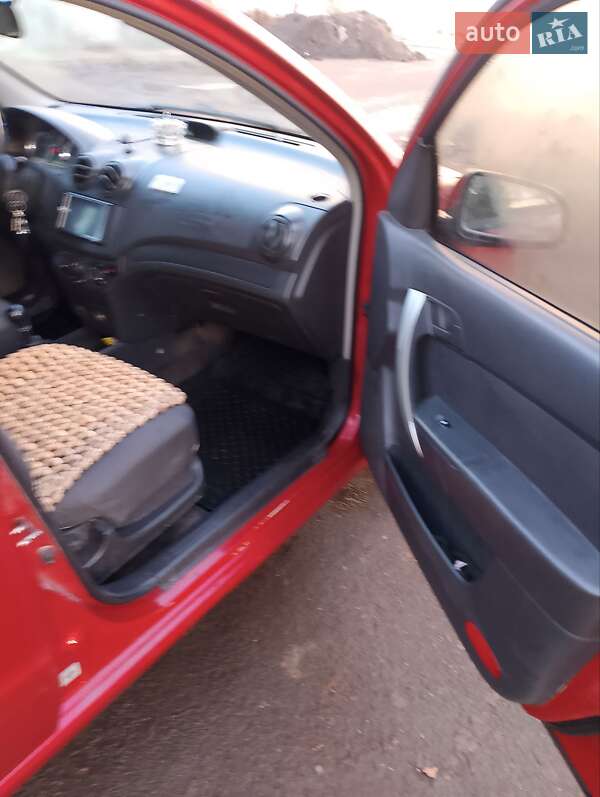 Седан Chevrolet Aveo 2008 в Радивилове