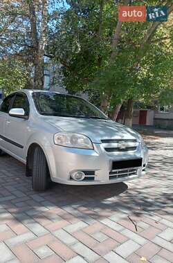 Седан Chevrolet Aveo 2008 в Умани