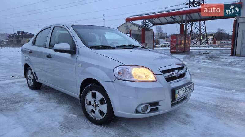 Седан Chevrolet Aveo 2011 в Виннице