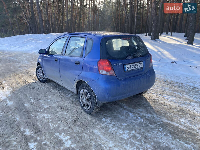 Хэтчбек Chevrolet Aveo 2006 в Харькове