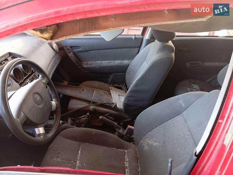 Седан Chevrolet Aveo 2006 в Николаеве